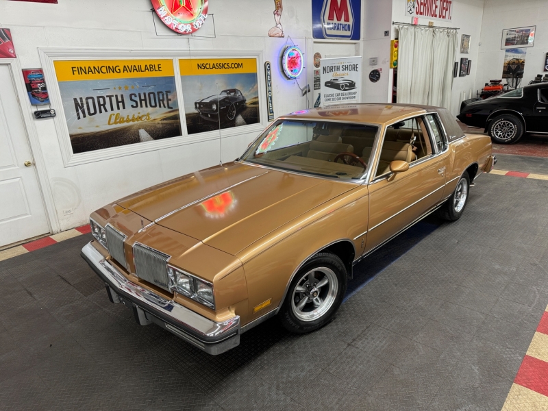 1980 Oldsmobile Cutlass for sale in Mundelein, Illinois (ID-127887) 1980 Oldsmobile Cutlass for sale in Mundelein, Illinois (ID-127887)
