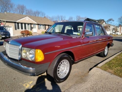 1981 Mercedes-Benz 300D for sale