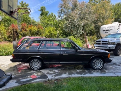 1981 Mercedes-Benz 300TD for sale