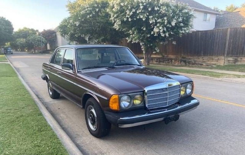 1982 Mercedes Benz 300 for sale in Texas (ID-82831)