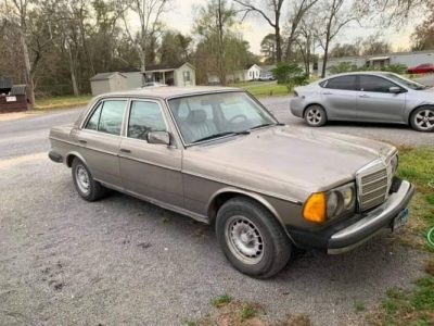 1982 Mercedes Benz 300D for sale