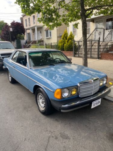 1982 Mercedes-Benz 300CD for sale in Michigan (ID-92725) 1982 Mercedes-Benz 300CD for sale in Michigan (ID-92725)