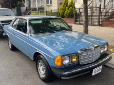1982 Mercedes-Benz 300CD for sale