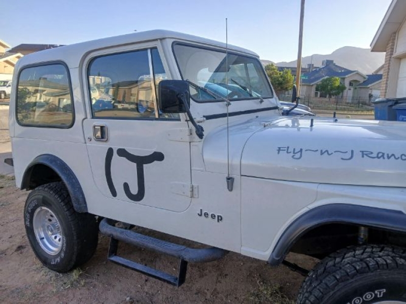 1982 Jeep CJ7 for sale in Michigan (ID-131615) 1982 Jeep CJ7 for sale in Michigan (ID-131615)