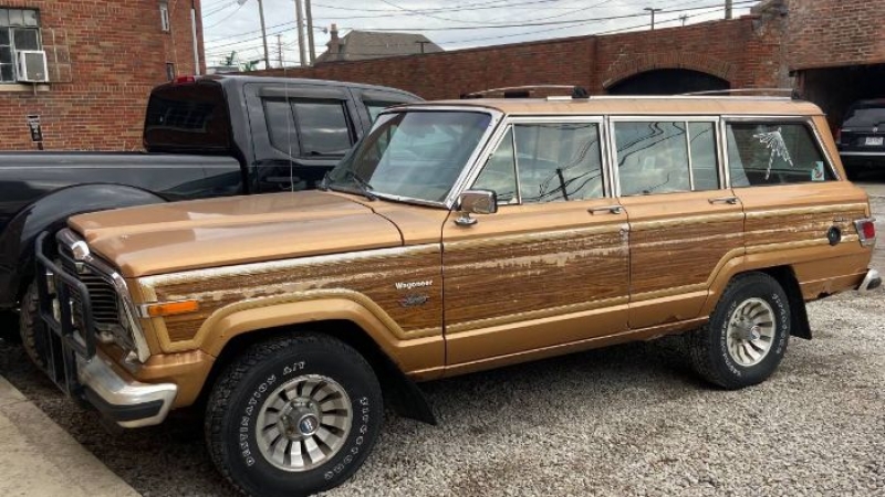 1982 Jeep Wagoneer for sale in Michigan (ID-118972) 1982 Jeep Wagoneer for sale in Michigan (ID-118972)