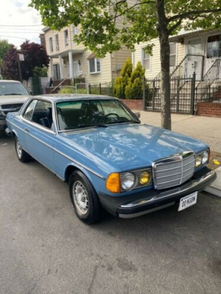 1982 Mercedes-Benz 300CD for sale in Michigan (ID-103158)