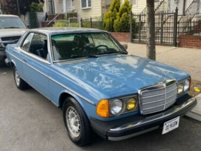 1982 Mercedes-Benz 300CD for sale