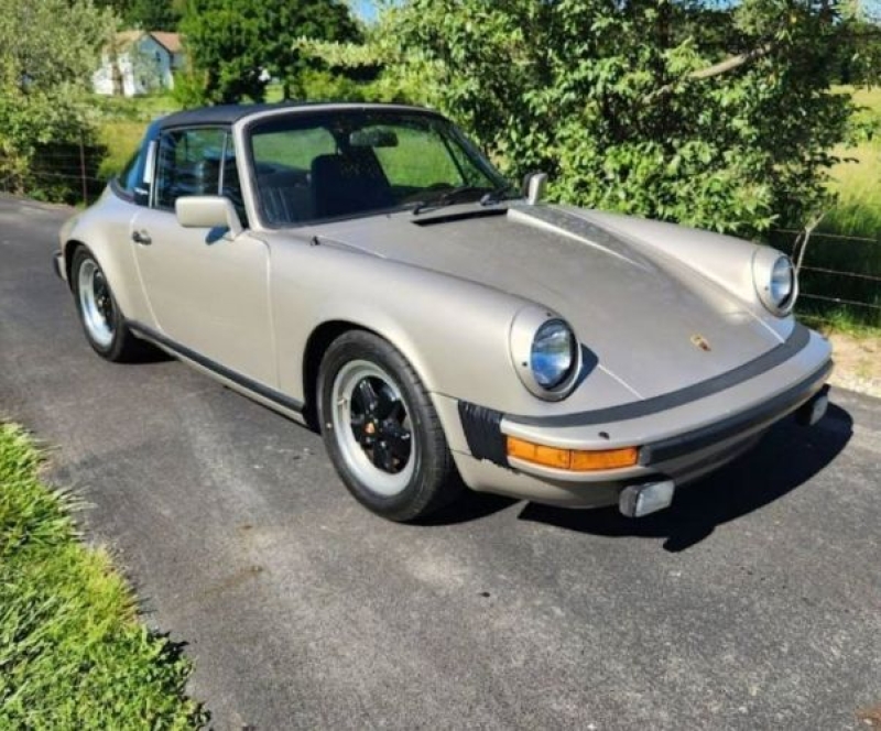 1982 Porsche 911 for sale in Michigan (ID-137758) 1982 Porsche 911 for sale in Michigan (ID-137758)