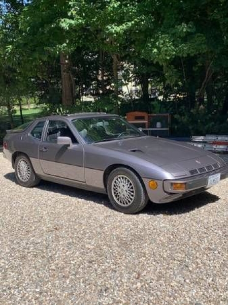 1982 Porsche 924 for sale in Michigan (ID-109144) 1982 Porsche 924 for sale in Michigan (ID-109144)
