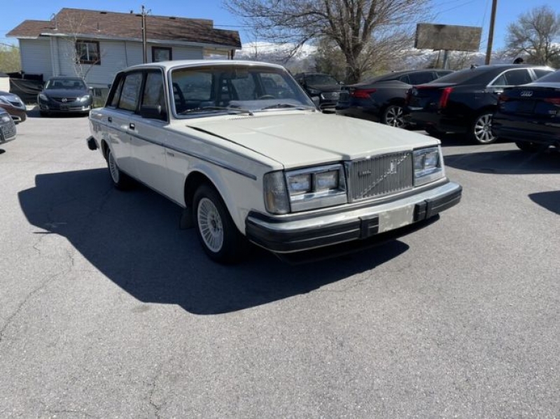 1982 Volvo 240 for sale in Michigan (ID-116535)