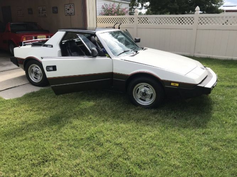 1983 Fiat Bertone for sale in Michigan (ID-105213) 1983 Fiat Bertone for sale in Michigan (ID-105213)
