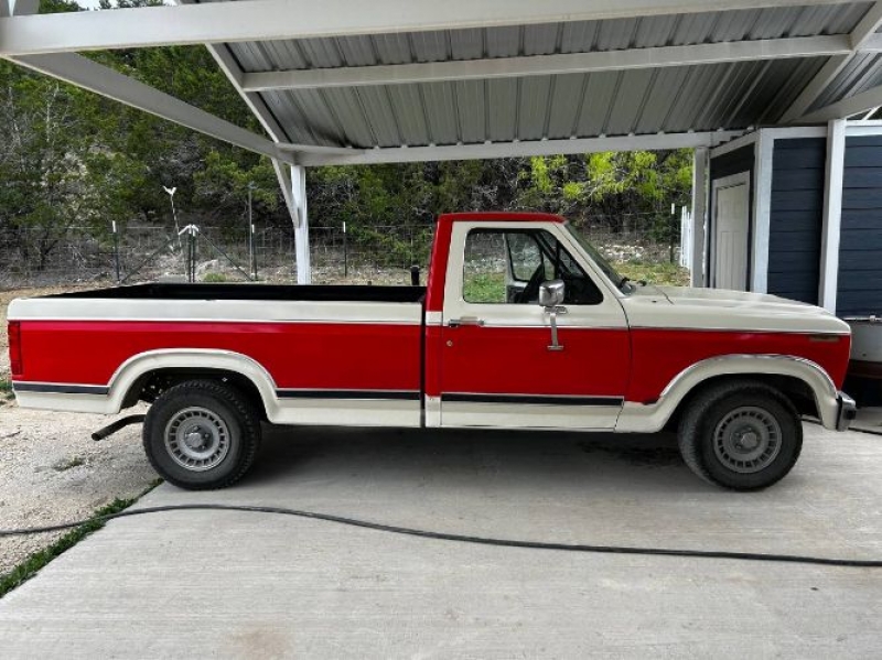 1983 Ford F150 for sale in Michigan (ID-114936) 1983 Ford F150 for sale in Michigan (ID-114936)