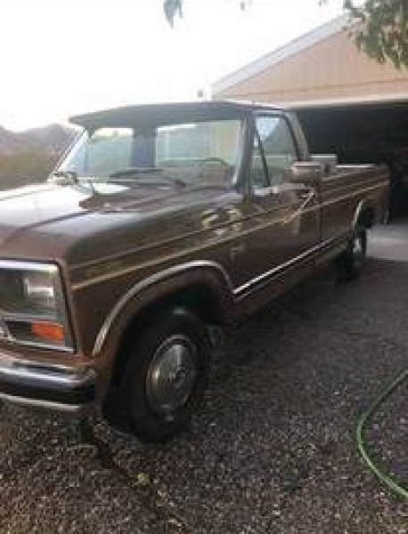 1983 Ford F150 for sale in Michigan (ID-117262) 1983 Ford F150 for sale in Michigan (ID-117262)