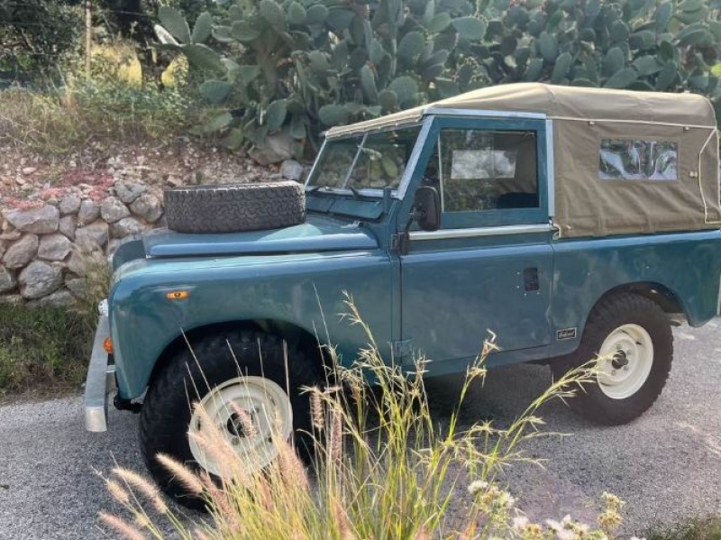 1983 Land Rover Defender for sale in Michigan (ID-123934) 1983 Land Rover Defender for sale in Michigan (ID-123934)