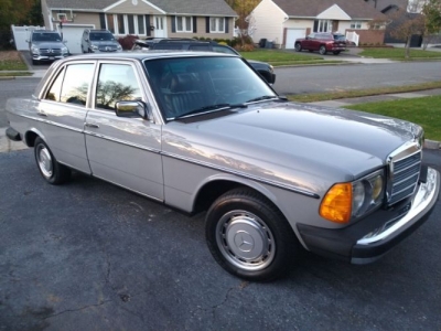 1983 Mercedes-Benz 240D for sale