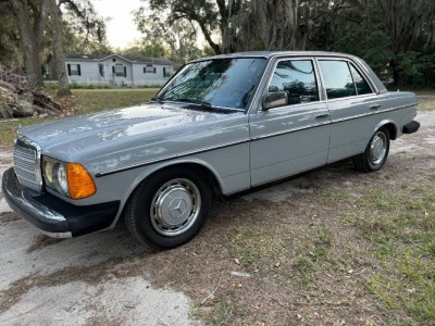 1983 Mercedes-Benz 240D for sale