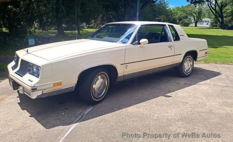 1983 Oldsmobile Cutlass for sale in Riverhead, New York (ID-130487) 1983 Oldsmobile Cutlass for sale in Riverhead, New York (ID-130487)
