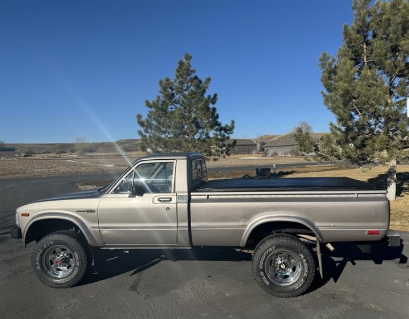 1983 Toyota SR5 for sale in Michigan (ID-126662) 1983 Toyota SR5 for sale in Michigan (ID-126662)