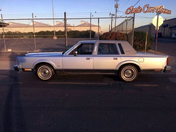 1984 Lincoln Town Car for sale in Michigan (ID-34089)