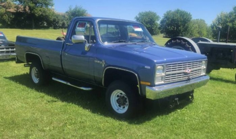1984 Chevrolet C20 for sale in Michigan (ID-119756) 1984 Chevrolet C20 for sale in Michigan (ID-119756)
