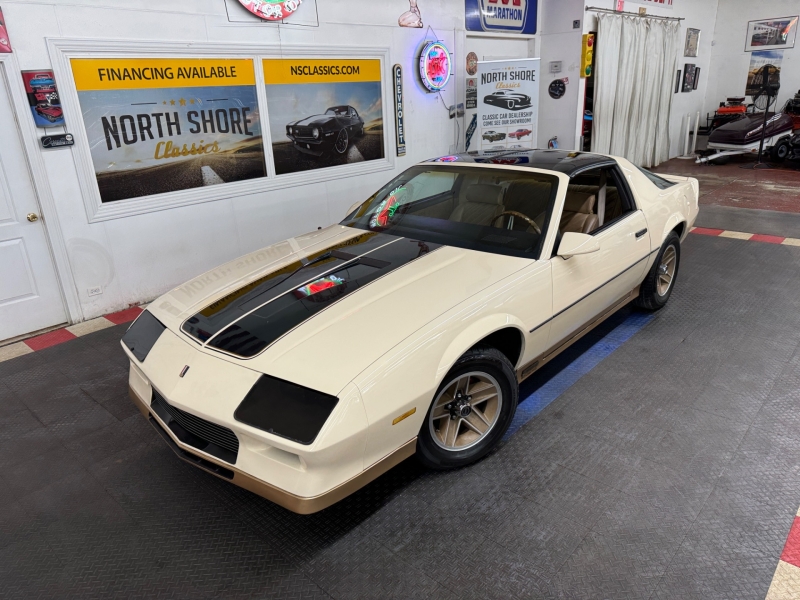1984 Chevrolet Camaro for sale in Mundelein, Illinois (ID-130881) 1984 Chevrolet Camaro for sale in Mundelein, Illinois (ID-130881)