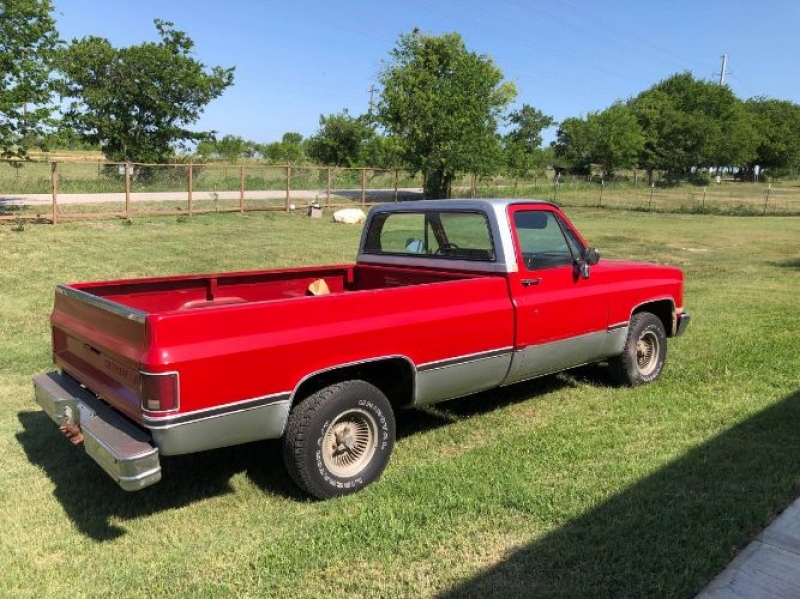 1984 Chevrolet Silverado for sale in Michigan (ID-98506) 1984 Chevrolet Silverado for sale in Michigan (ID-98506)