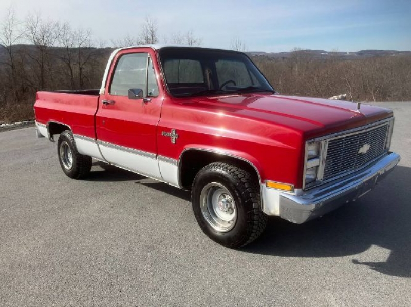 1984 Chevrolet Silverado for sale in Michigan (ID-113168) 1984 Chevrolet Silverado for sale in Michigan (ID-113168)