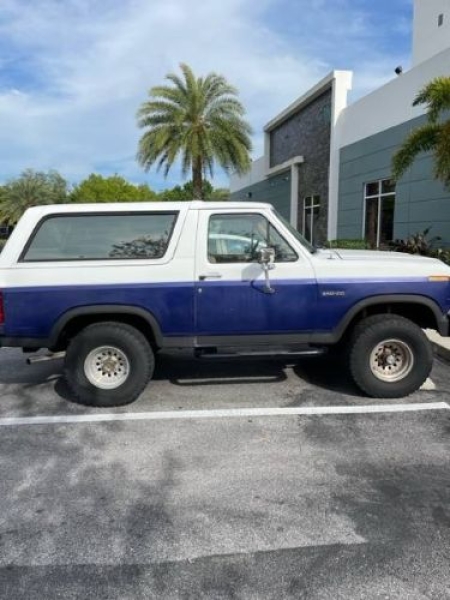 1984 Ford Bronco for sale in Michigan (ID-127409) 1984 Ford Bronco for sale in Michigan (ID-127409)