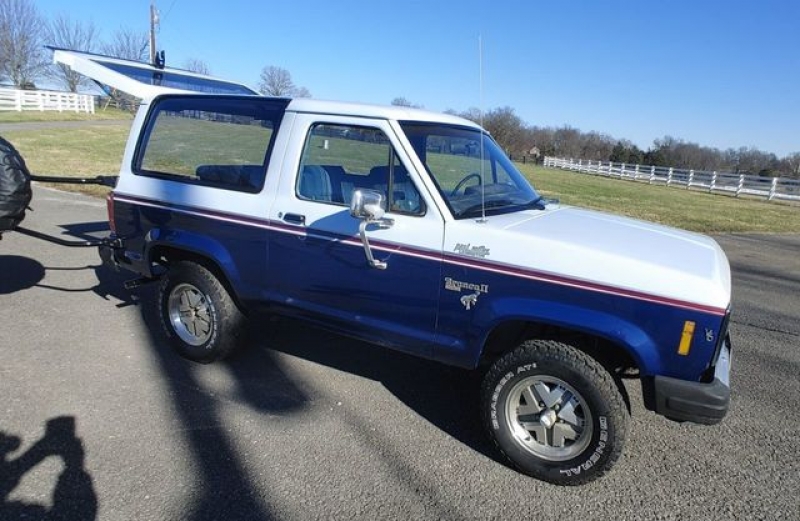 1984 Ford Bronco II for sale in Riverhead, New York (ID-123565) 1984 Ford Bronco II for sale in Riverhead, New York (ID-123565)