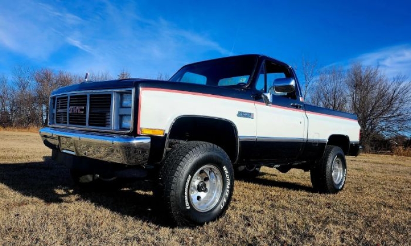 1984 GMC Sierra for sale in Michigan (ID-138695) 1984 GMC Sierra for sale in Michigan (ID-138695)