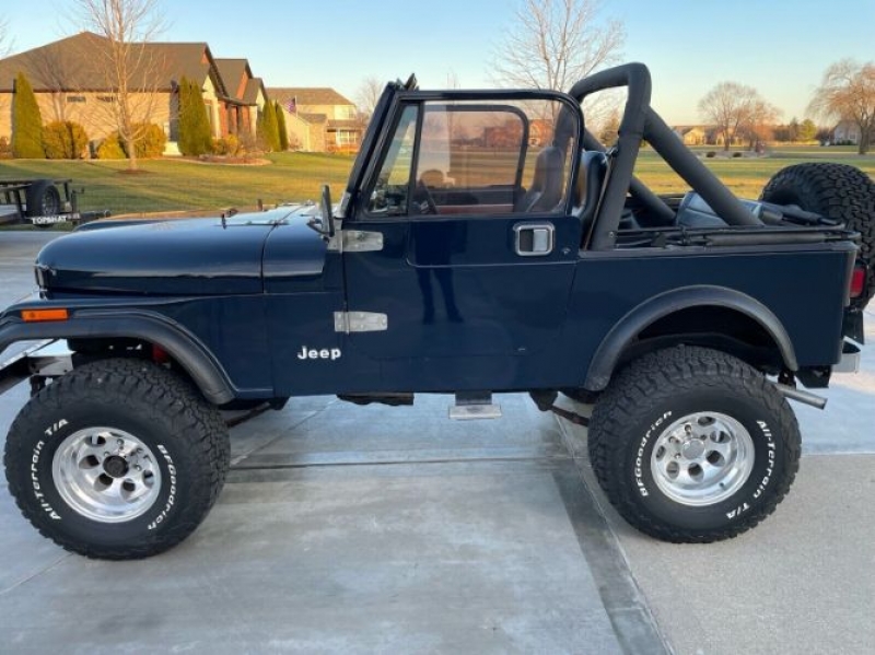 1984 Jeep CJ7 for sale in Michigan (ID-124031) 1984 Jeep CJ7 for sale in Michigan (ID-124031)
