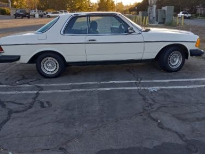 1984 Mercedes-Benz 300CD for sale