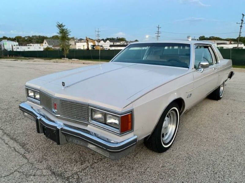 1984 Oldsmobile 98 for sale in Michigan (ID-101350) 1984 Oldsmobile 98 for sale in Michigan (ID-101350)