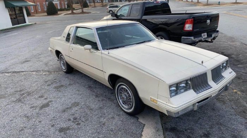 1984 Oldsmobile Cutlass for sale in Michigan (ID-126041) 1984 Oldsmobile Cutlass for sale in Michigan (ID-126041)