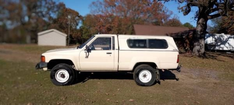 1984 Toyota Pickup for sale in Michigan (ID-95892)