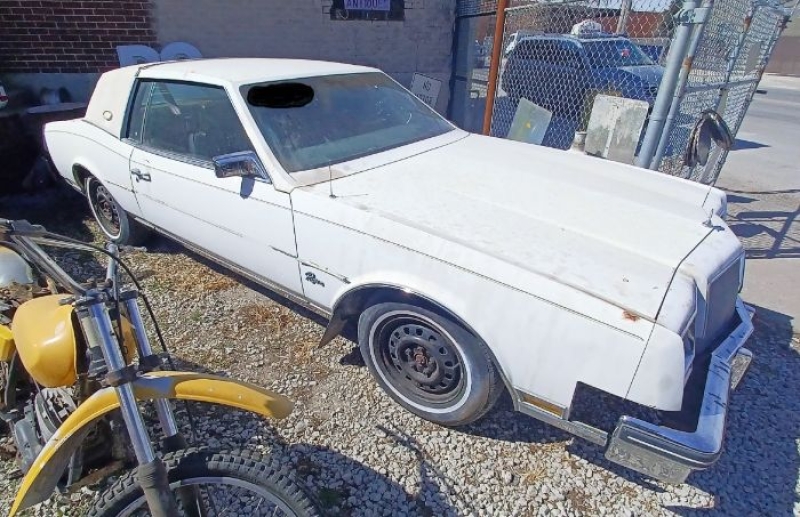 1985 Buick Riviera for sale in Michigan (ID-134111) 1985 Buick Riviera for sale in Michigan (ID-134111)