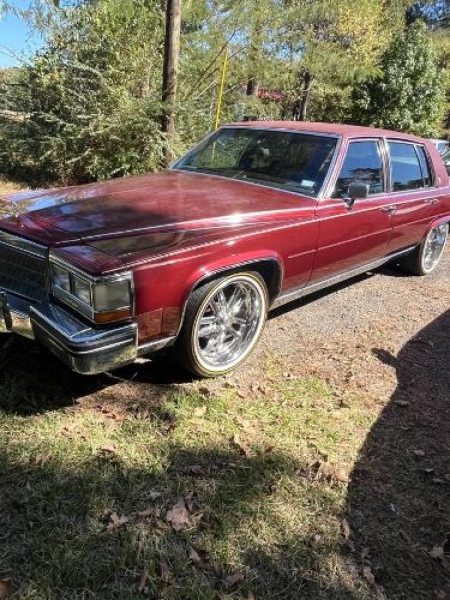 1985 Cadillac Fleetwood for sale in Michigan (ID-145927)