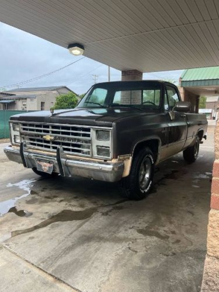 1985 Chevrolet C10 for sale in Michigan (ID-139232) 1985 Chevrolet C10 for sale in Michigan (ID-139232)