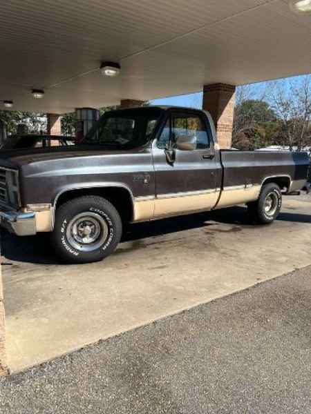 1985 Chevrolet C10 for sale in Michigan (ID-140227) 1985 Chevrolet C10 for sale in Michigan (ID-140227)