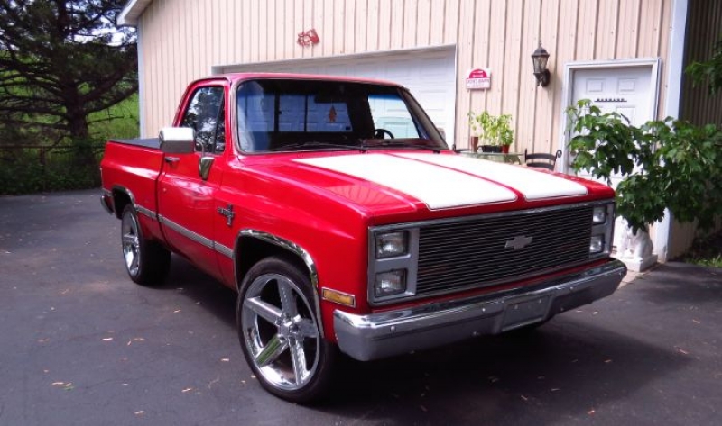 1985 Chevrolet Silverado for sale in Michigan (ID-101308) 1985 Chevrolet Silverado for sale in Michigan (ID-101308)