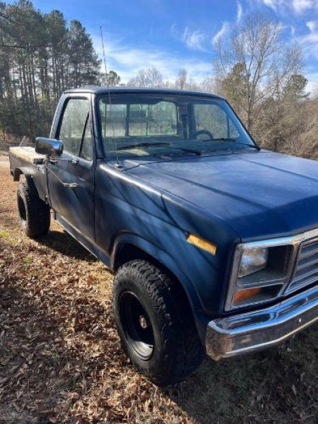 1985 Ford F150 for sale in Michigan (ID-117134) 1985 Ford F150 for sale in Michigan (ID-117134)