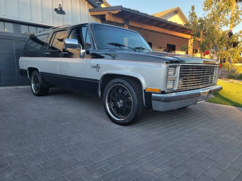 1985 GMC Suburban for sale in Michigan (ID-95282)