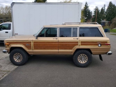 1985 Jeep Grand Wagoneer for sale