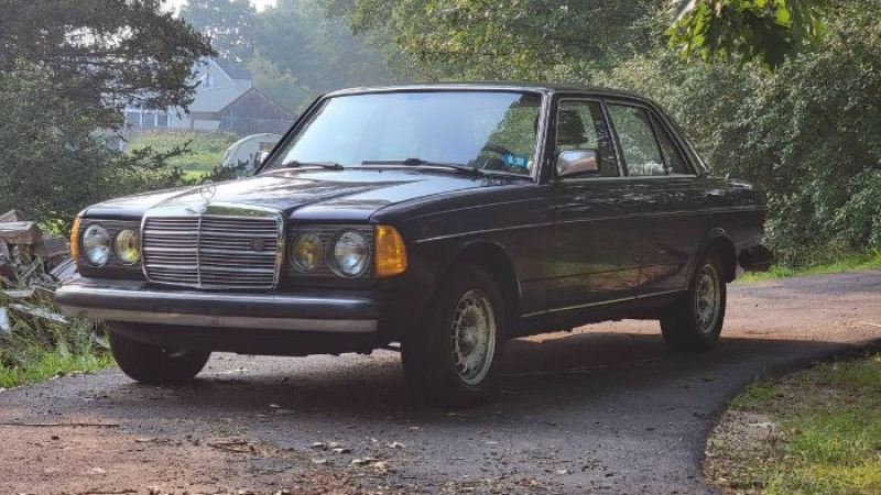 1985 Mercedes-Benz 300D for sale in Michigan (ID-94529)