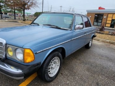 1985 Mercedes-Benz 300D for sale