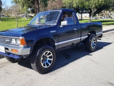 1985 Nissan Pickup for sale