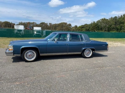 1986 Cadillac Fleetwood for sale
