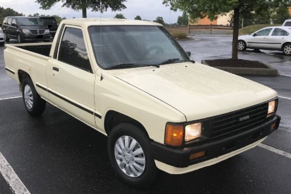 1986 Toyota Pickup for sale