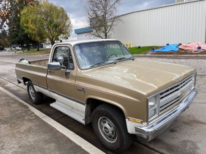 1986 Chevrolet C20 for sale in Michigan (ID-124322) 1986 Chevrolet C20 for sale in Michigan (ID-124322)