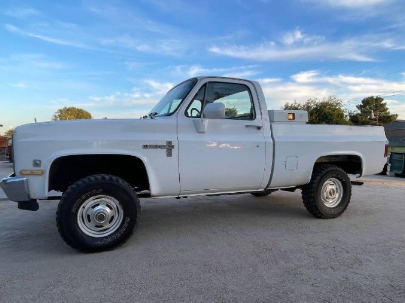 1986 Chevrolet K10 for sale in Michigan (ID-95590)